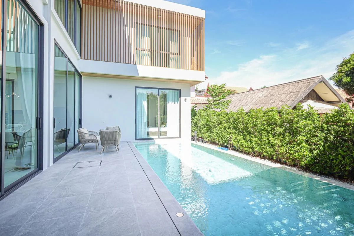 ZENARA Pool Villas